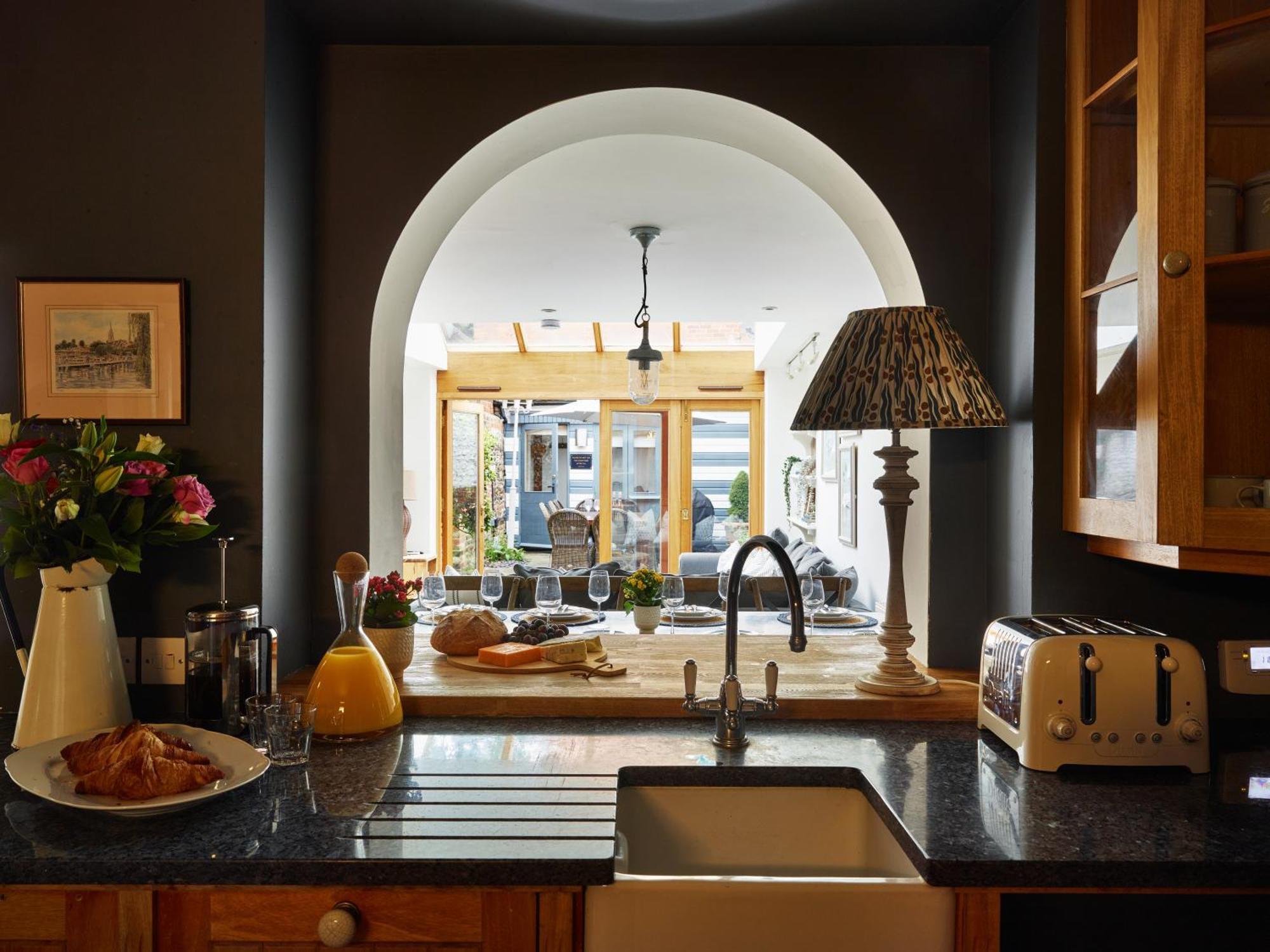 Dolls House - Luxury Townhouse *Sleeps 10* Villa Henley-on-Thames Exterior photo